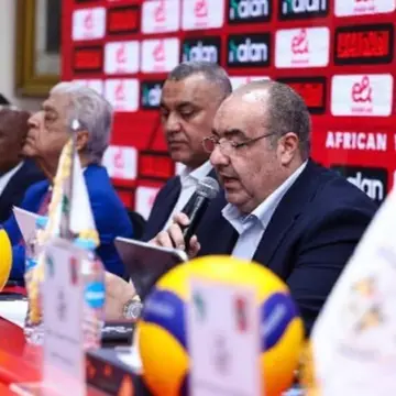 رئيس الاتحاد الإفريقي للكرة الطائرة: أشكر النادي الأهلي على جهوده العظيمة